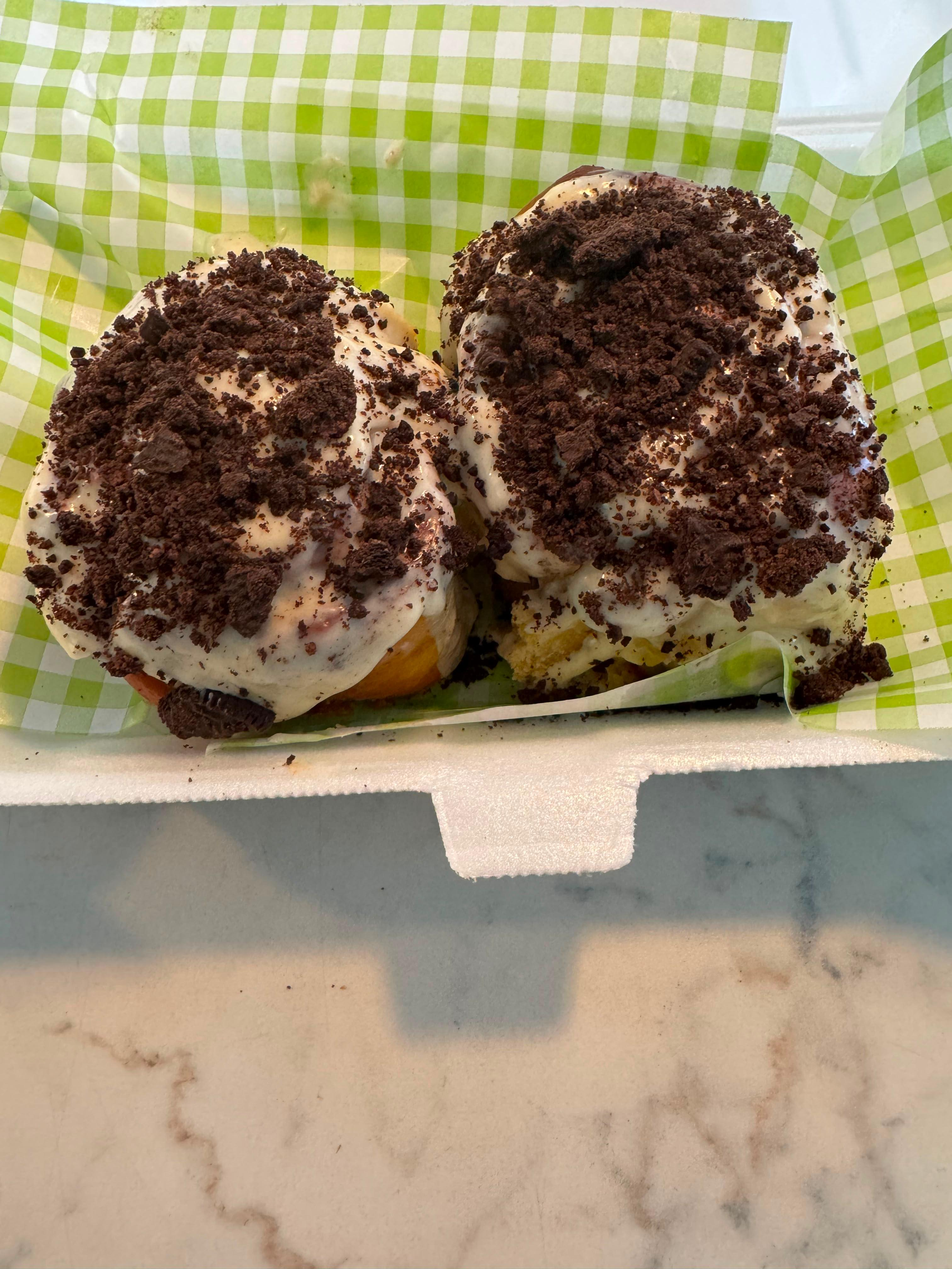 Oreo cinnamon rolls